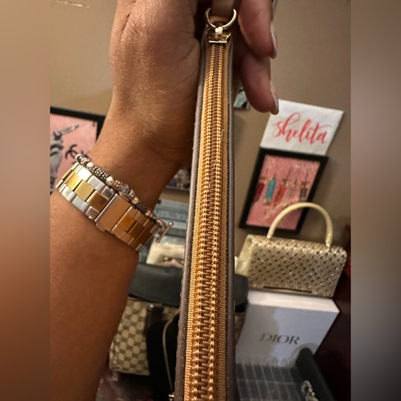 Jones New York Wristlet - Picture 9 of 11